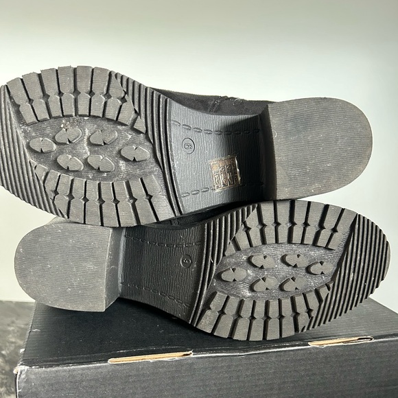 Dream Paris Chunky Heel Ankle Boot - Size 9 - Picture 9 of 15